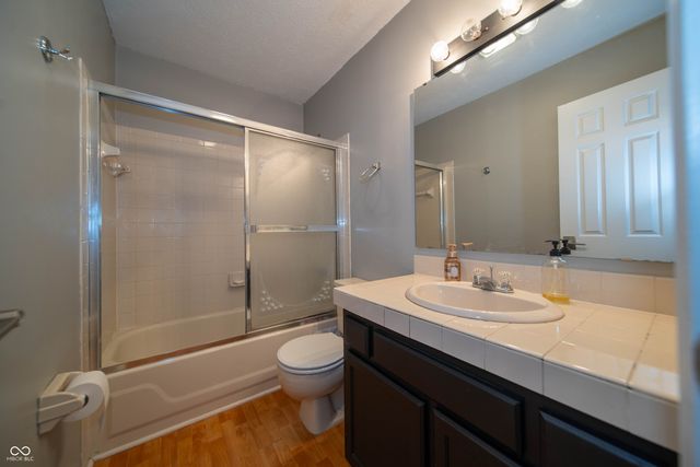 8109 Valley Farms Trail, Indianapolis, IN 46214