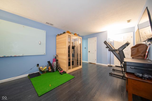 8109 Valley Farms Trail, Indianapolis, IN 46214