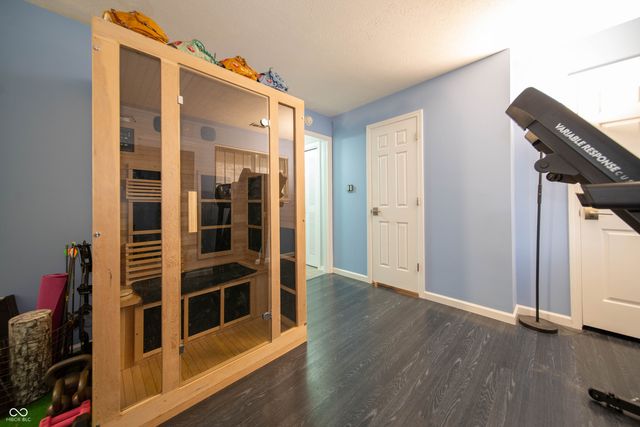 8109 Valley Farms Trail, Indianapolis, IN 46214