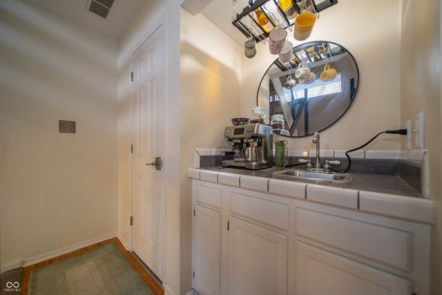 8109 Valley Farms Trail, Indianapolis, IN 46214