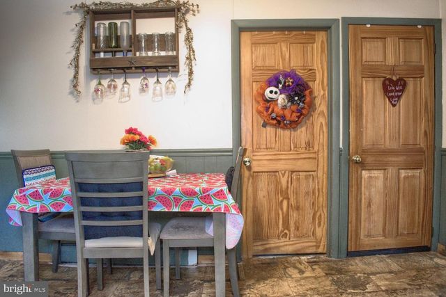 1530 FERN ST W, Coal Township, PA 17866