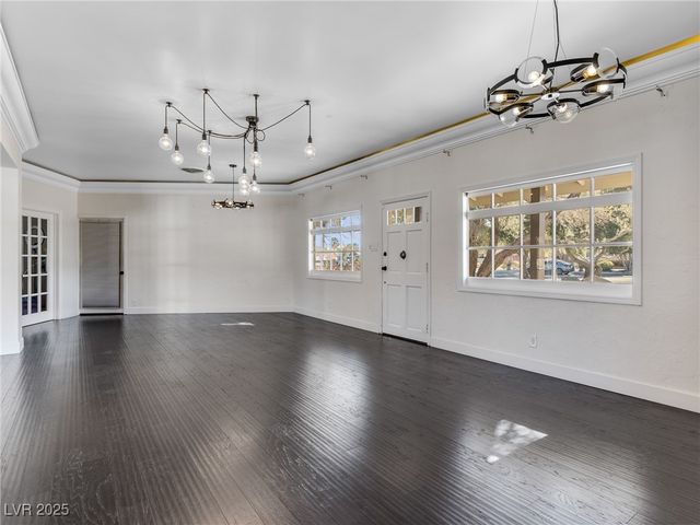 2800 Ashby Avenue, Las Vegas, NV 89102