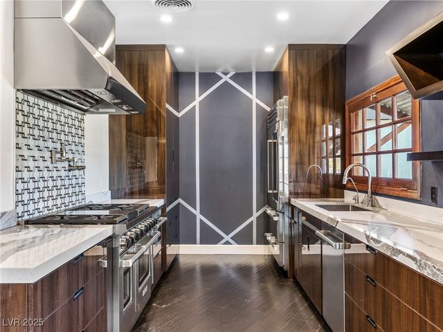 2800 Ashby Avenue, Las Vegas, NV 89102