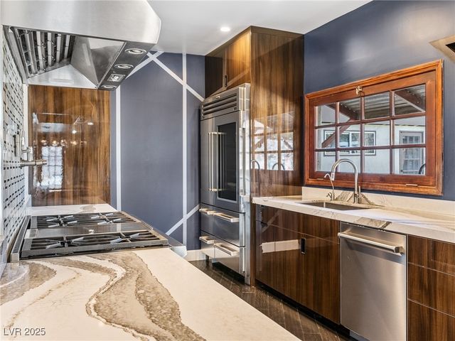 2800 Ashby Avenue, Las Vegas, NV 89102