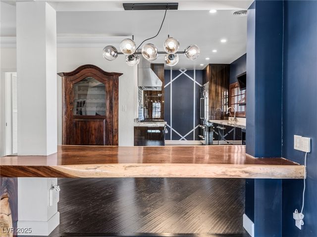 2800 Ashby Avenue, Las Vegas, NV 89102