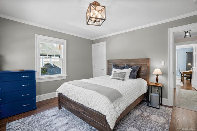 22 Ferncliff Road, Scarsdale, NY 10583