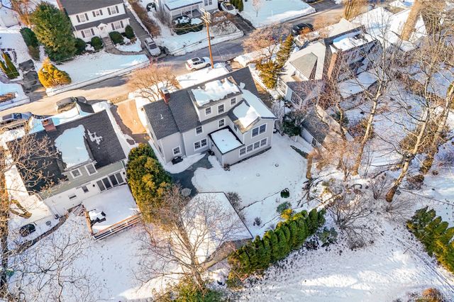 22 Ferncliff Road, Scarsdale, NY 10583