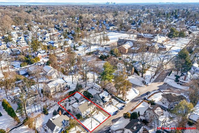 22 Ferncliff Road, Scarsdale, NY 10583