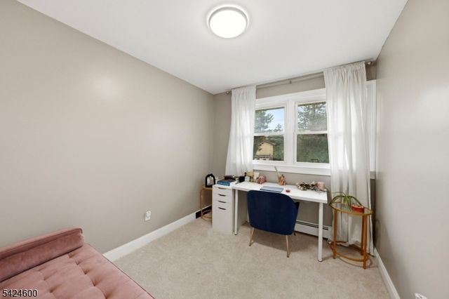7 Jackson Ave, Vernon Twp., NJ 07462