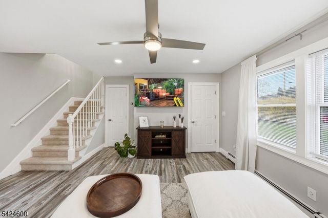 7 Jackson Ave, Vernon Twp., NJ 07462