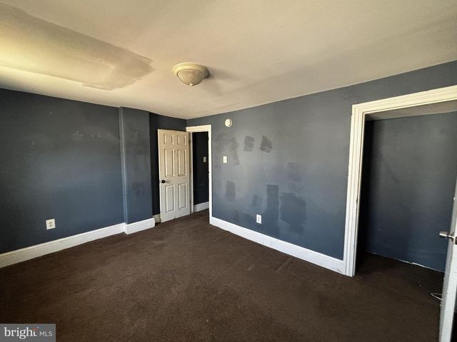 50 W MONROE ST, Mount Holly, NJ 08060