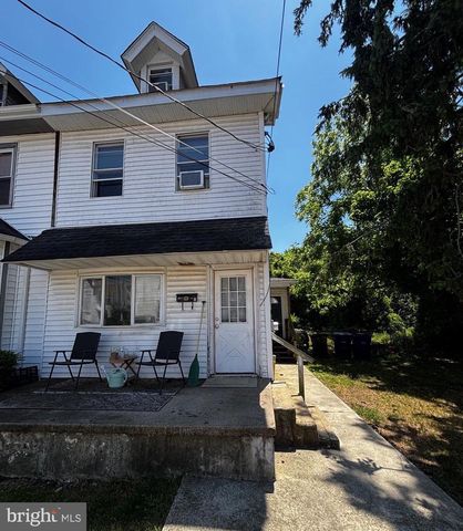50 W MONROE ST, Mount Holly, NJ 08060