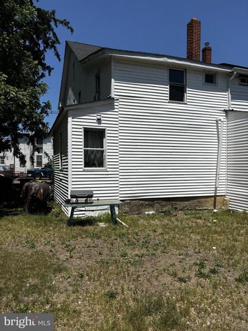 50 W MONROE ST, Mount Holly, NJ 08060