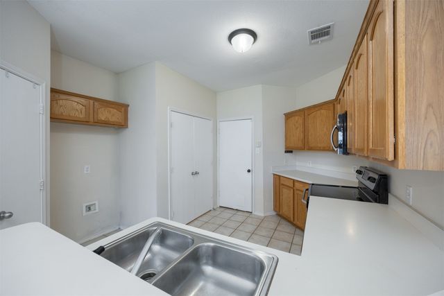 112 Tripp Trail, Denton, TX 76207