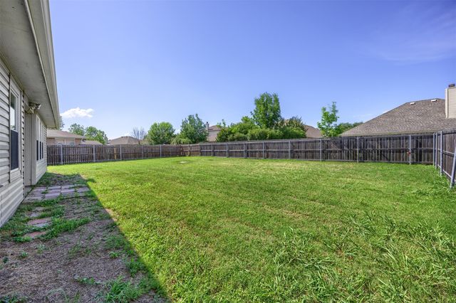 112 Tripp Trail, Denton, TX 76207