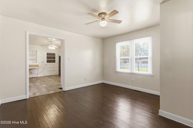 204 Glenburnie Drive, New Bern, NC 28560