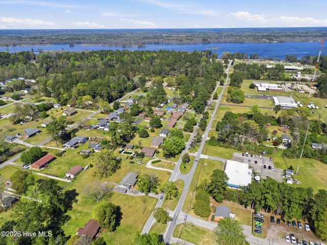 204 Glenburnie Drive, New Bern, NC 28560