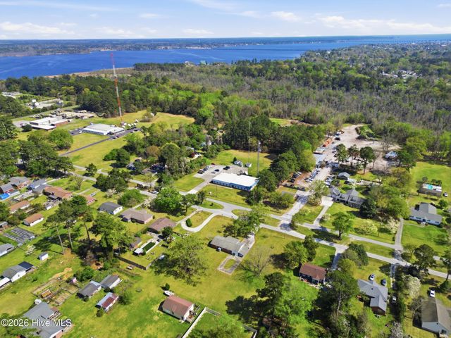 204 Glenburnie Drive, New Bern, NC 28560