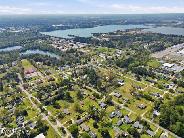 204 Glenburnie Drive, New Bern, NC 28560