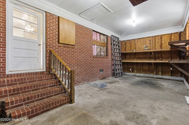 204 Glenburnie Drive, New Bern, NC 28560