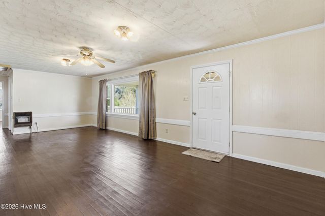 204 Glenburnie Drive, New Bern, NC 28560