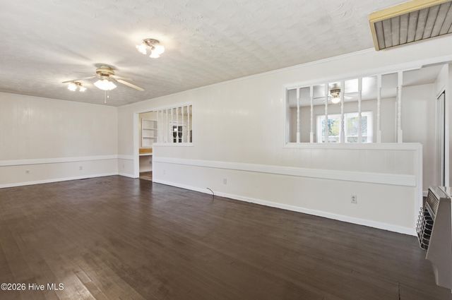 204 Glenburnie Drive, New Bern, NC 28560