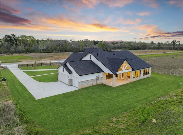 151 Seguin Drive, New Waverly, TX 77358