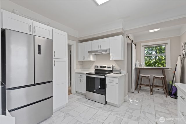 4812 Aurora Avenue N, Seattle, WA 98103