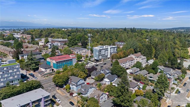 4812 Aurora Avenue N, Seattle, WA 98103