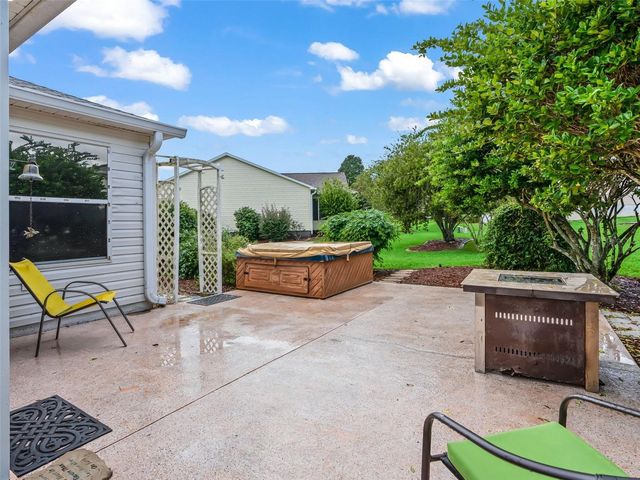 9671 SE 168TH MAPLESONG LANE, The Villages, FL 32162