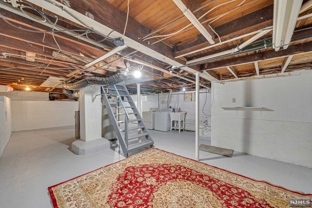 110 Reinman Road, Warren, NJ 07059