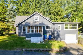 110 Reinman Road, Warren, NJ 07059