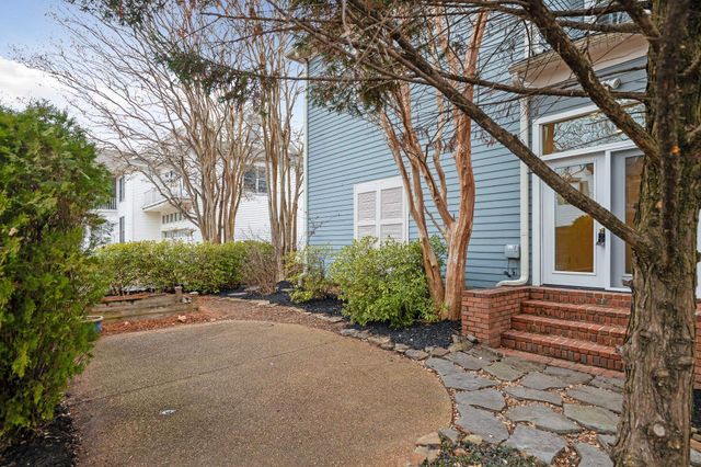 789 HARBOR ISLE CIR E, Memphis, TN 38103