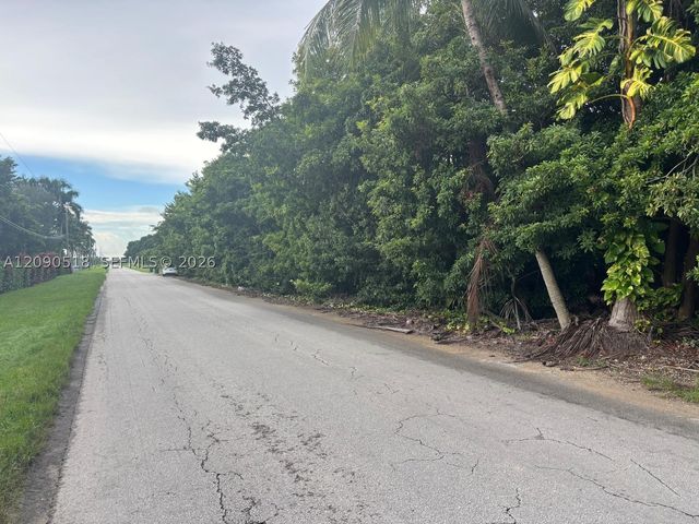 24350 SW 182 AVE, Homestead, FL 33031