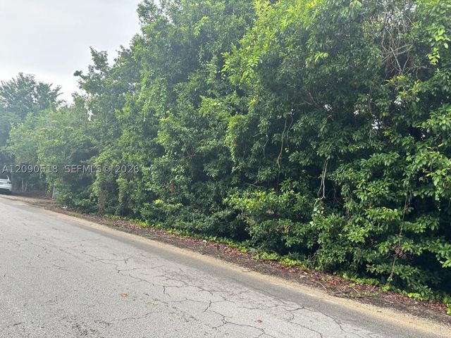 24350 SW 182 AVE, Homestead, FL 33031