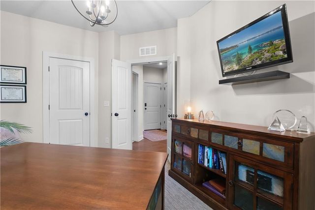 1533 SW 41st Street, Lee's Summit, MO 64082