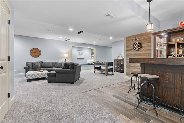 1533 SW 41st Street, Lee's Summit, MO 64082