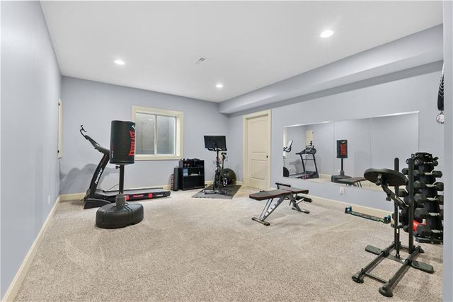 1533 SW 41st Street, Lee's Summit, MO 64082