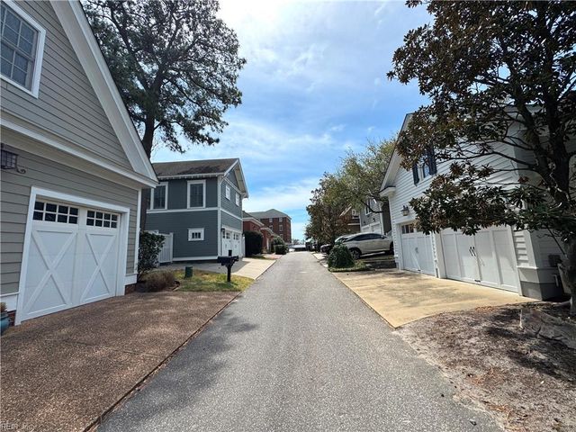 9543 26th Bay ST B, Norfolk, VA 23518