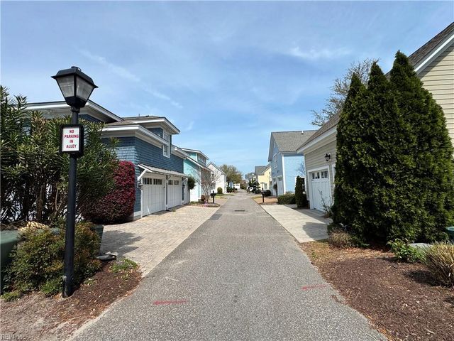 9543 26th Bay ST B, Norfolk, VA 23518