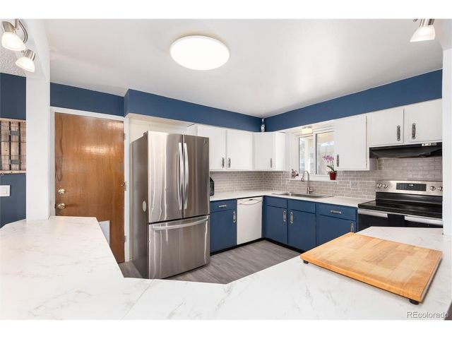 2945 S Teller St, Denver, CO 80227