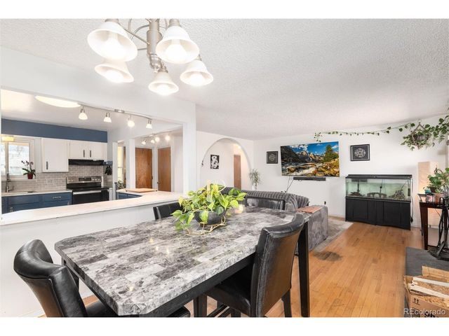 2945 S Teller St, Denver, CO 80227