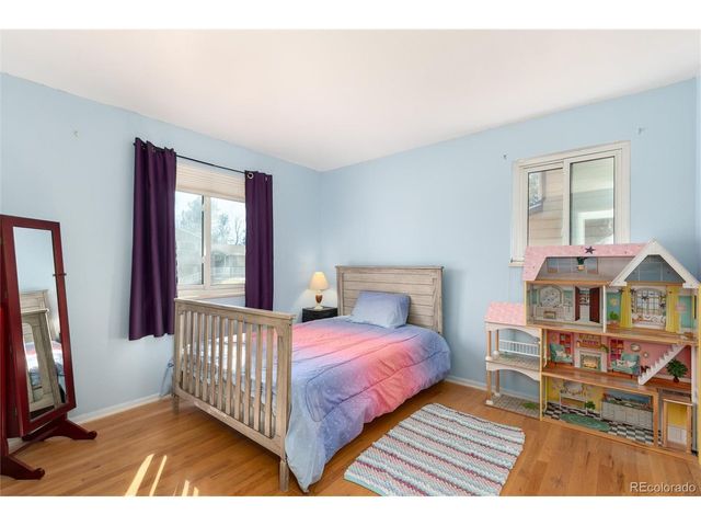 2945 S Teller St, Denver, CO 80227