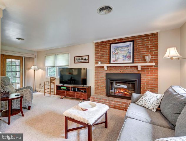 703 FAIRFIELD AVE, Westminster, MD 21157