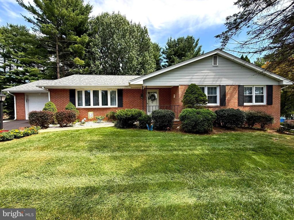 703 FAIRFIELD AVE, Westminster, MD 21157