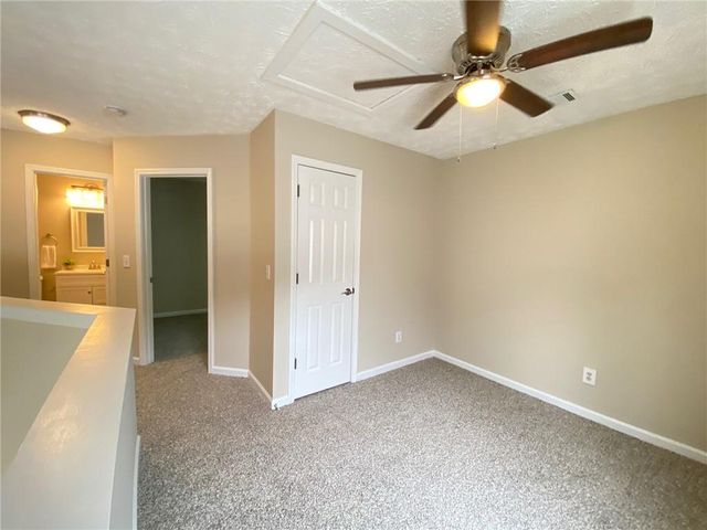 2668 Laurel Lane NW, Kennesaw, GA 30152