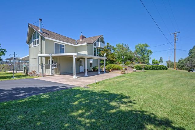 7630 Ridge Rd, Newcastle, CA 95658