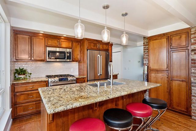 7630 Ridge Rd, Newcastle, CA 95658