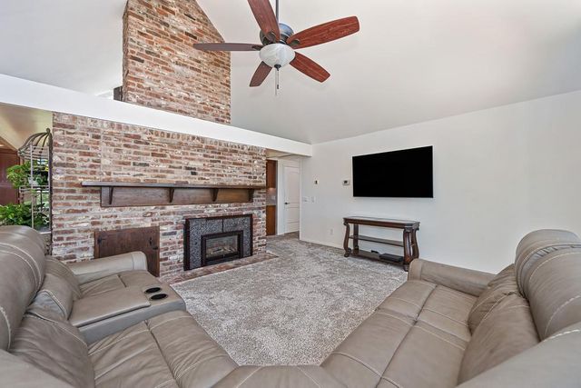 7630 Ridge Rd, Newcastle, CA 95658