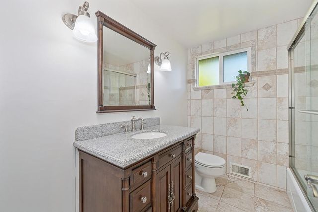 7630 Ridge Rd, Newcastle, CA 95658